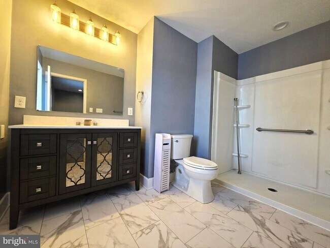 Building Photo - 29325 W Line Rd