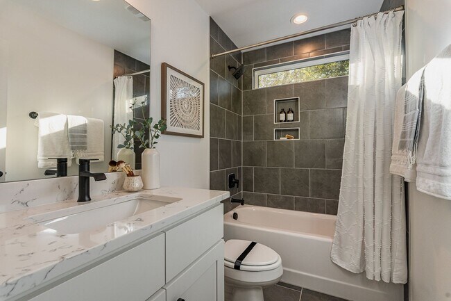 Building Photo - Gorgeous New Construction near Downtown Du...