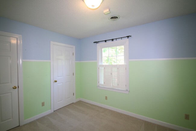 Building Photo - WONDERFUL 2-STORY HOME IN WALNUT CREEK *SP...