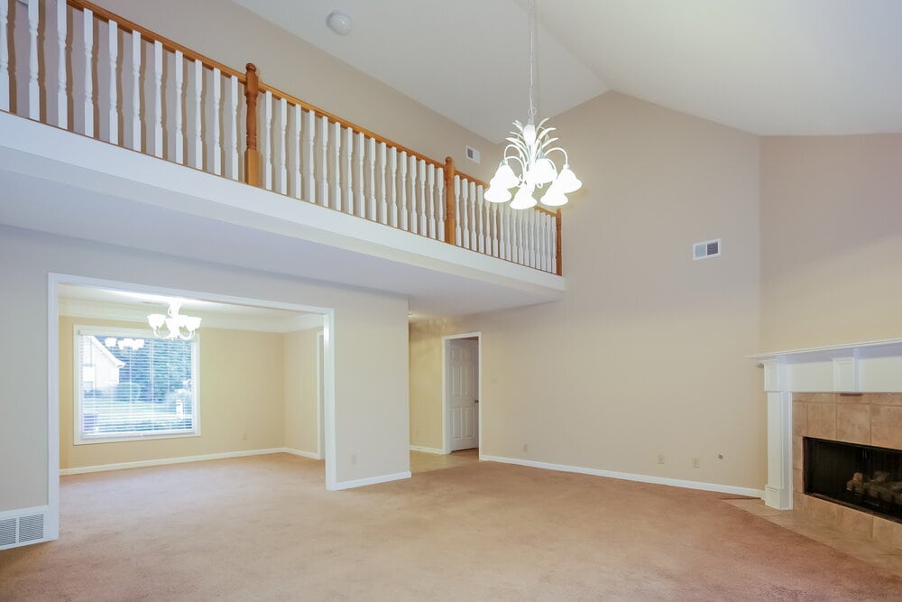 Building Photo - 10198 Woodland Hills Dr