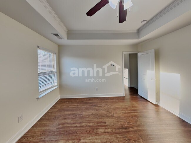 Building Photo - 2615 Beal St