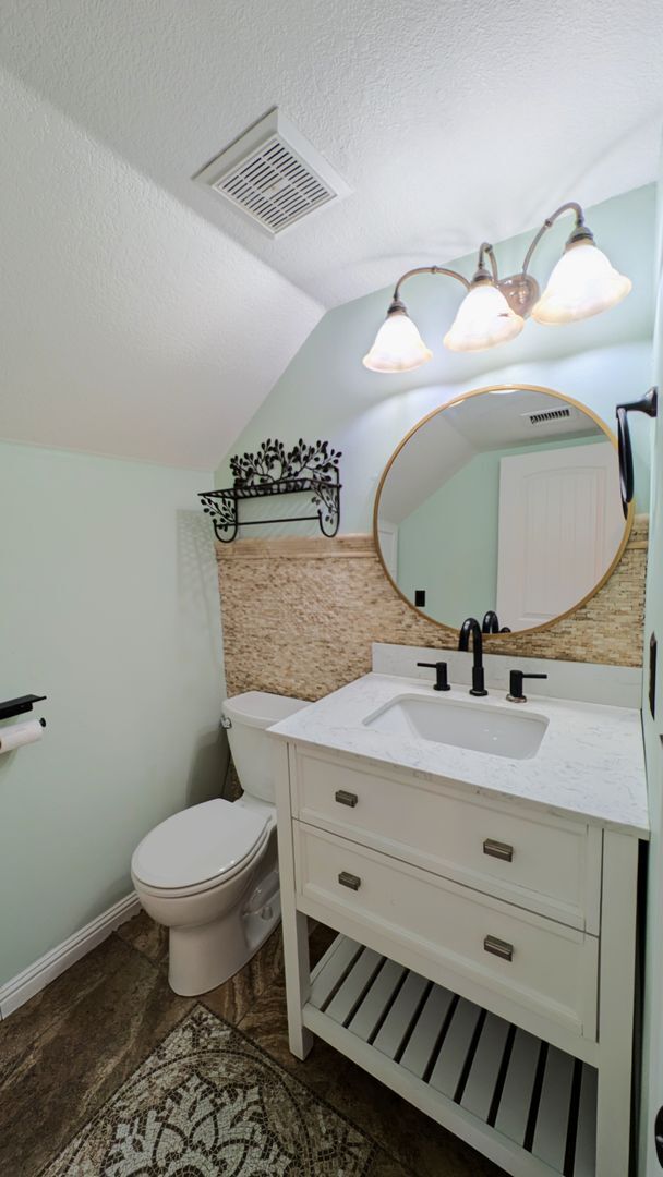 Building Photo - 4 Bedroom Home in the Waters Edge at Ocotillo Community Near W Queen Creek Rd and S Dobson Rd!