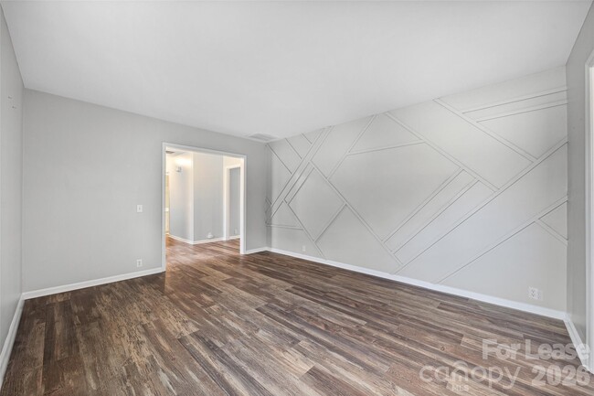 Building Photo - 11501 Winding Way Rd