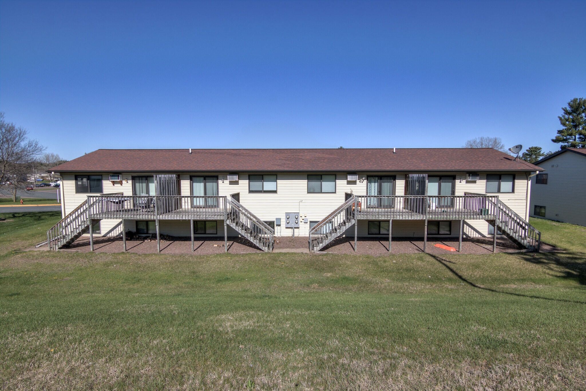 Building Photo - 2804 Edgewood Dr