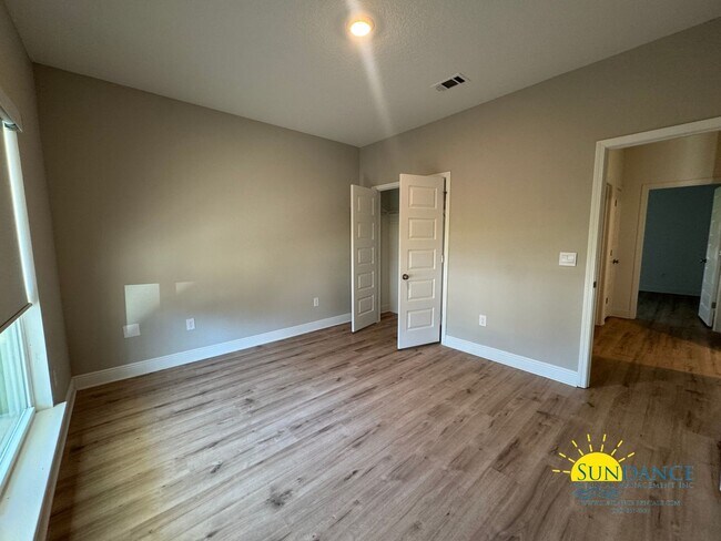 Building Photo - 175 Emarie Grey Cir