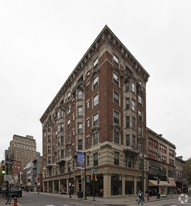 Building Photo - Empire