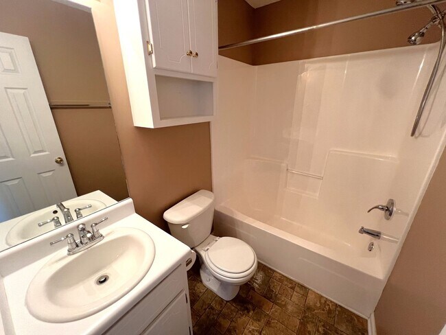 Building Photo - 161 S Spring View Dr