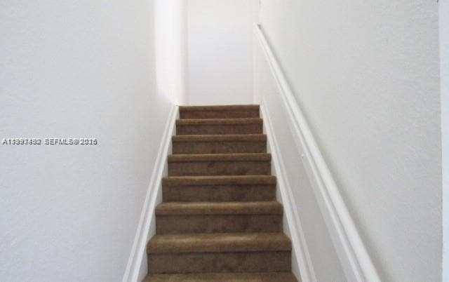 Building Photo - 1114 Lucaya Dr