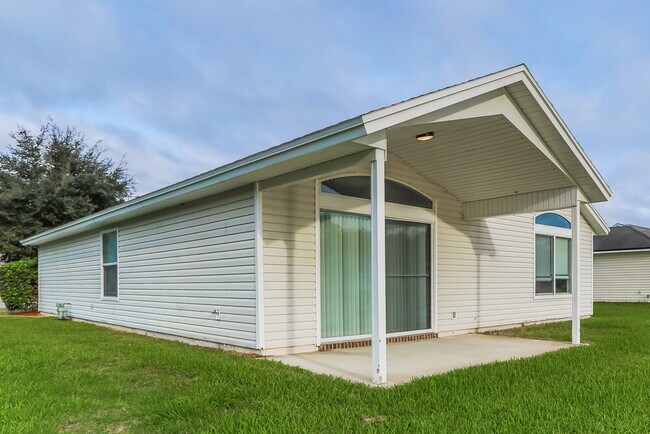 Building Photo - 6067 Fillyside Trail