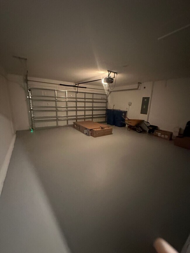 Building Photo - Brand New 4 bed inCypress Park - Haines City