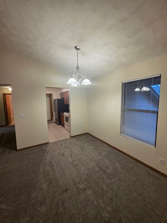 Building Photo - 515 Bienterra Trail
