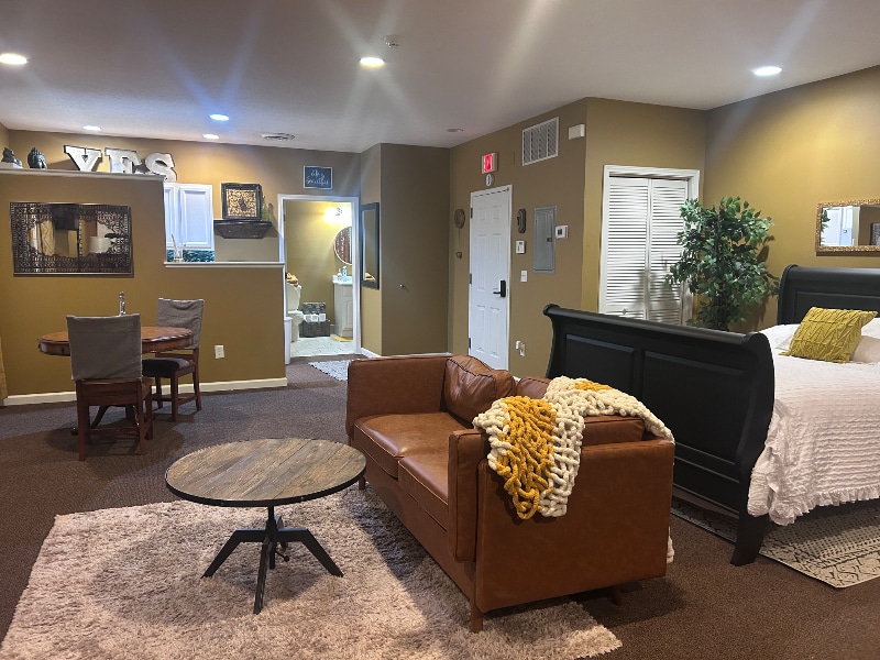 Building Photo - 11609 Detroit Ave