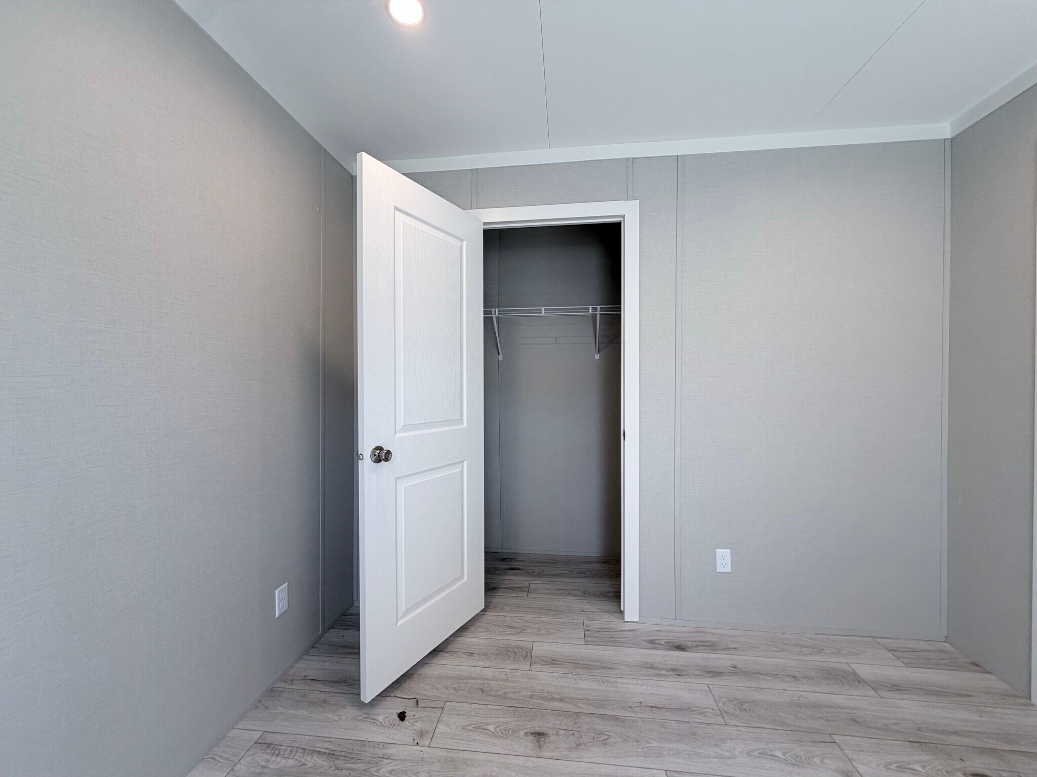 Building Photo - 709 N Collins Fwy