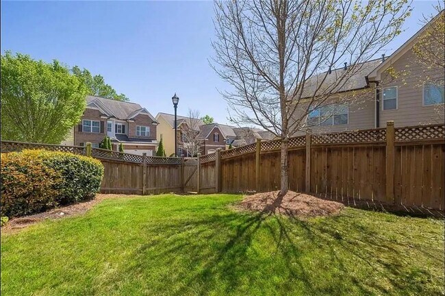 Building Photo - 7860 Highland Bluff