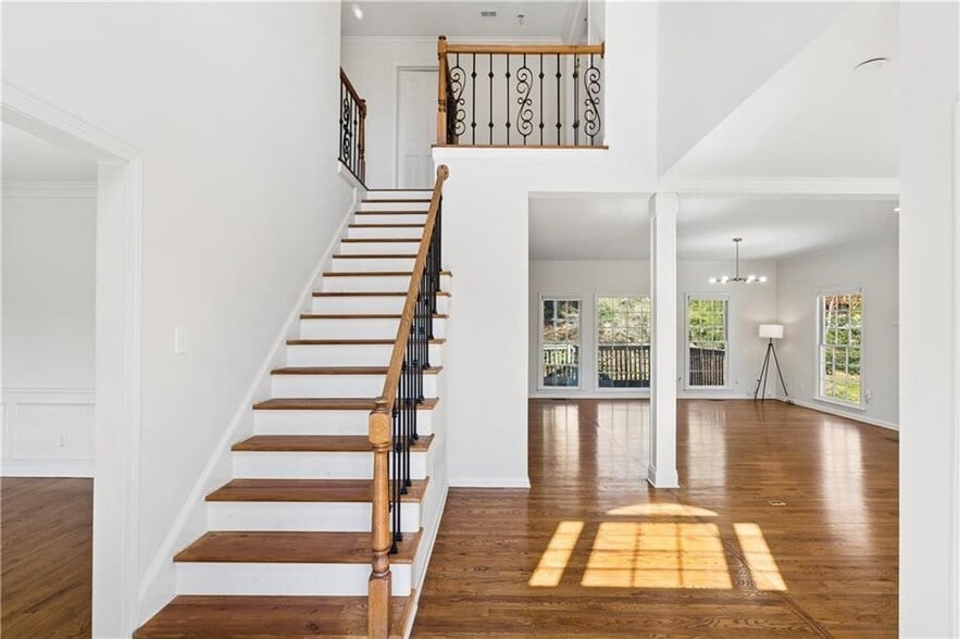 Building Photo - 5055 Mallory Ct