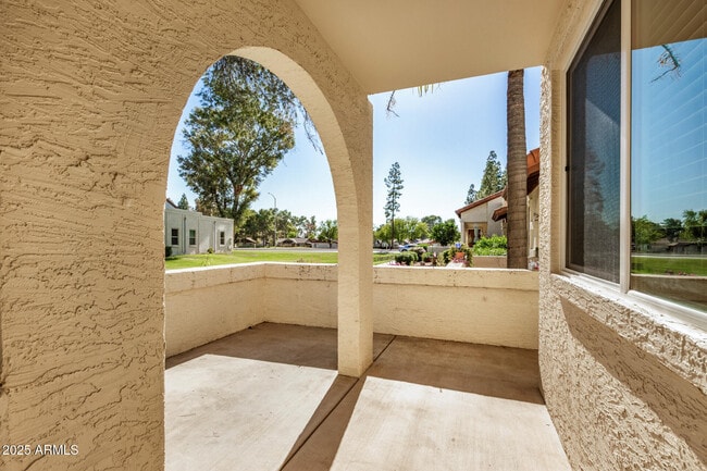 Building Photo - 5136 E Evergreen St