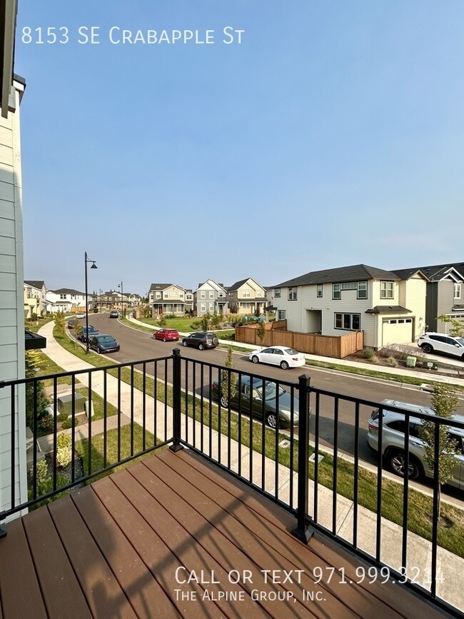 Building Photo - 8153 SE Crabapple St