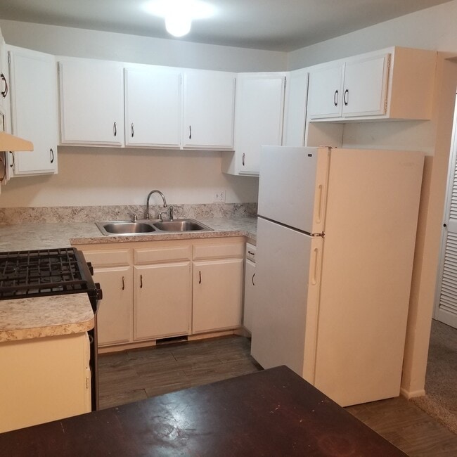 Building Photo - 4807 S 350 E