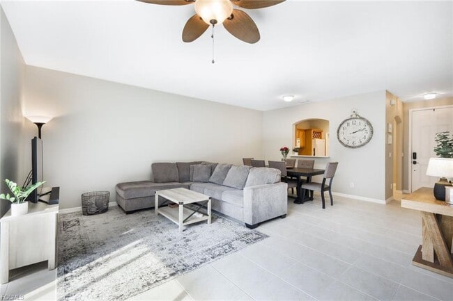 Building Photo - 10004 Ravello Blvd