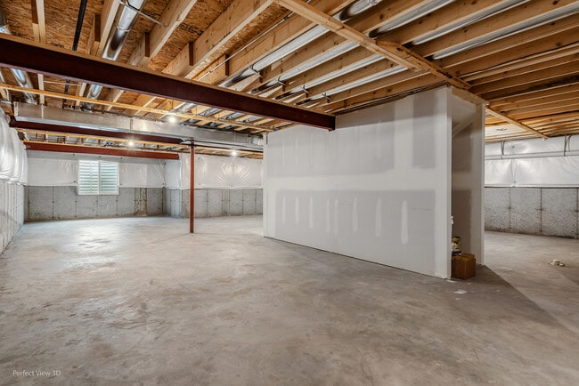 Building Photo - 27327 W Macura St