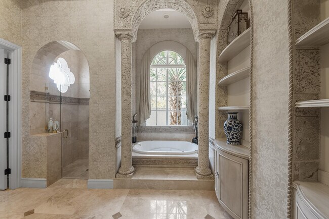 Building Photo - 10058 El Caballo Ct