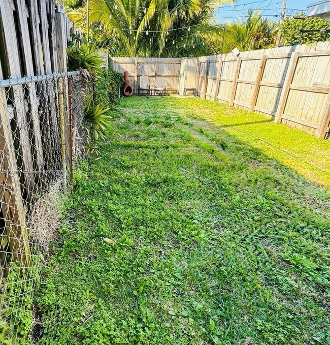 Building Photo - 2235 Coolidge