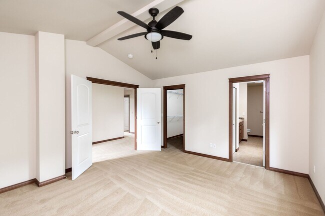 Building Photo - Beautiful 3 Bedroom 2.5 Bathroom Home in Bothell