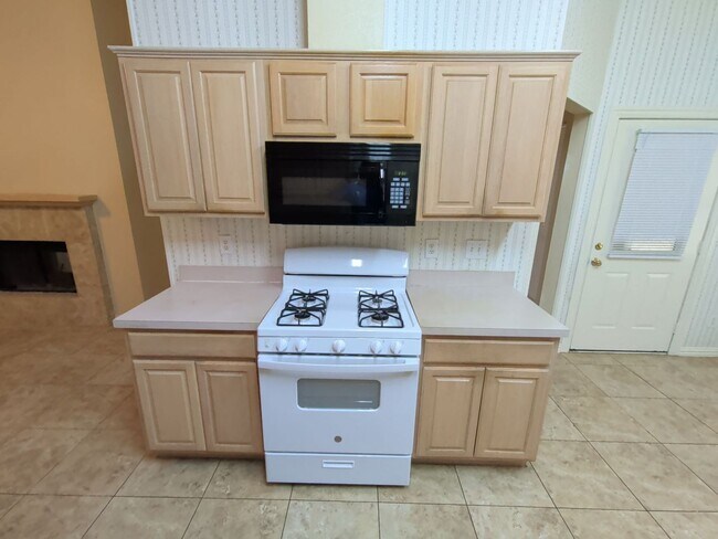 Building Photo - 4819 Brady Ct