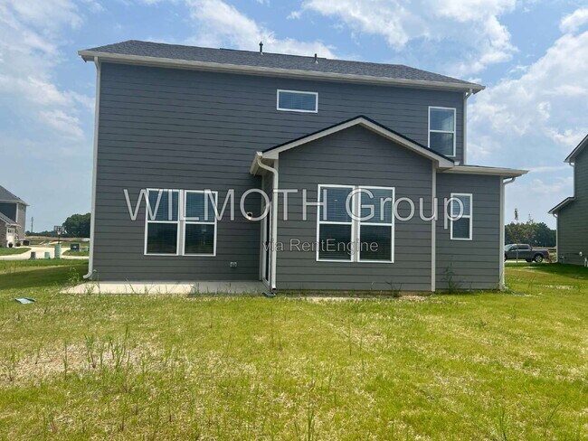 Building Photo - 16171 Showdown Rd