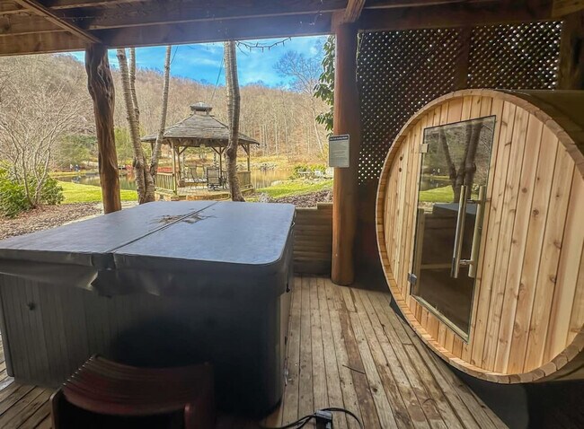 Building Photo - 195 Black Bear Dr