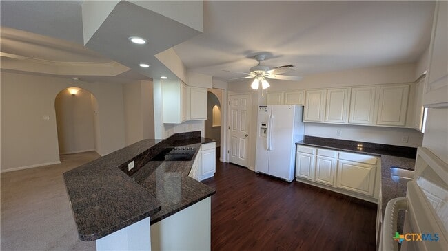 Building Photo - 208 Bonner St