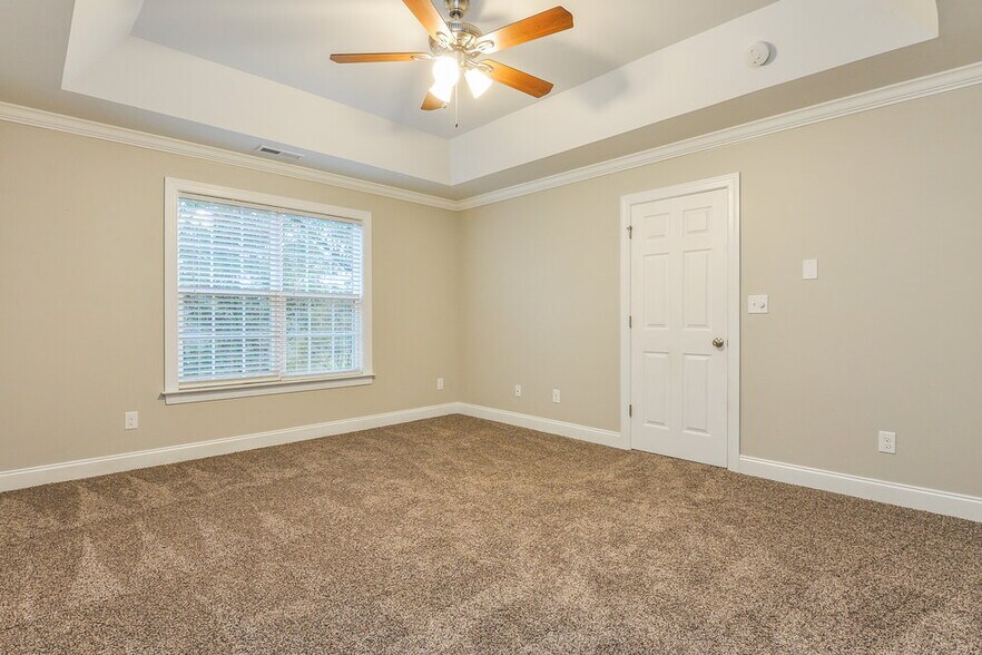 Building Photo - 308 Nelson Ln