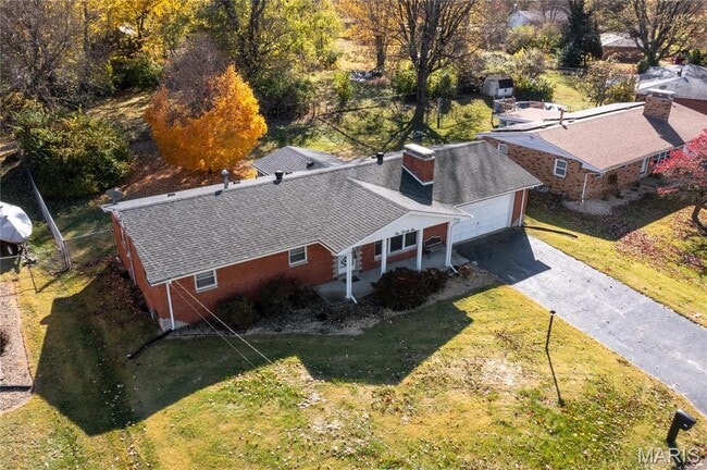 Building Photo - 126 Hampton Dr