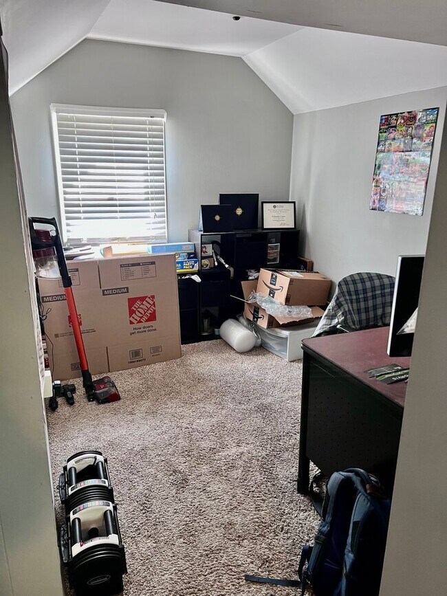 Building Photo - 410 Eureka Ave SE