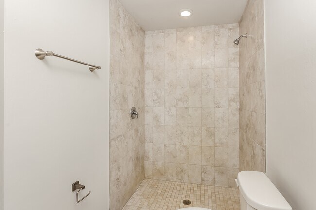 Building Photo - 3007 51st St W