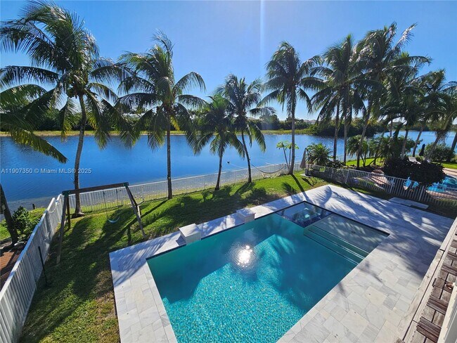 Building Photo - 17468 SW 36th St