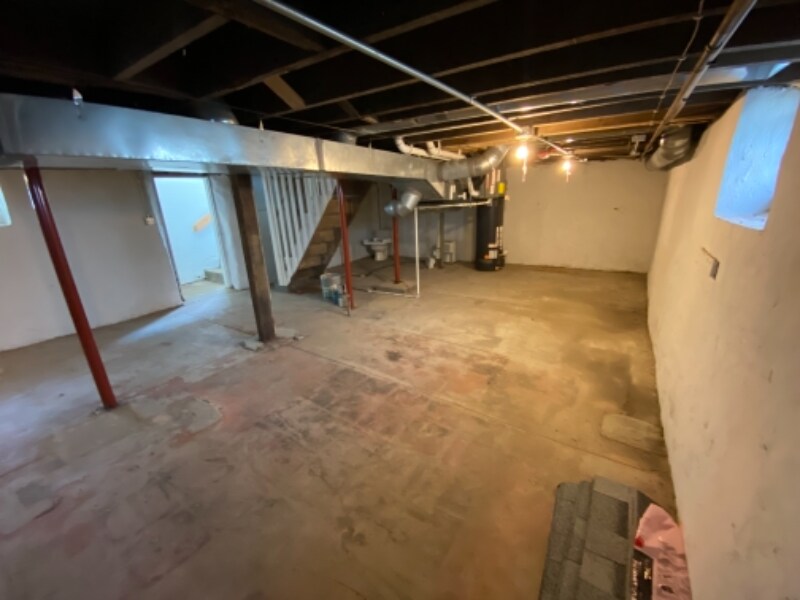 Building Photo - 210 3rd St SW