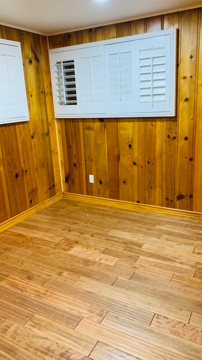 Building Photo - 24913 Matterhorn Ct