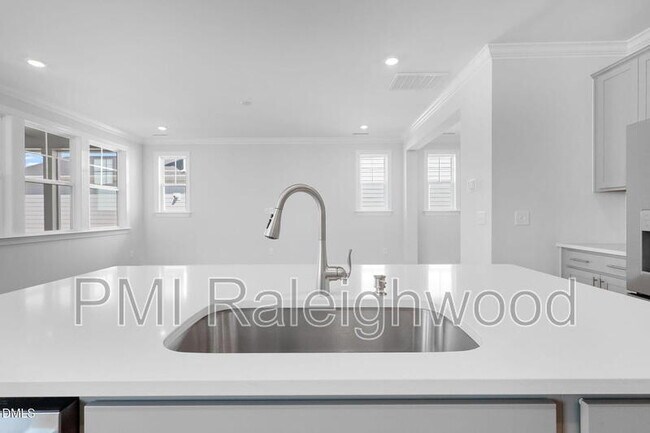 Building Photo - 404 Rolling Pasture Way