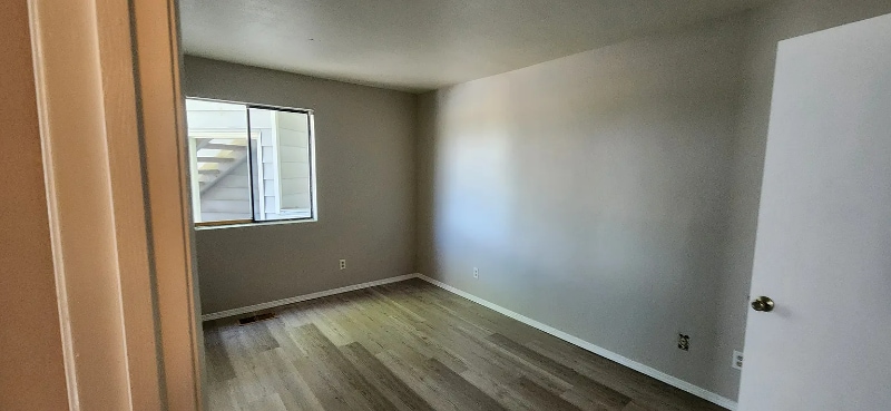 Building Photo - 17000 E Ford Dr