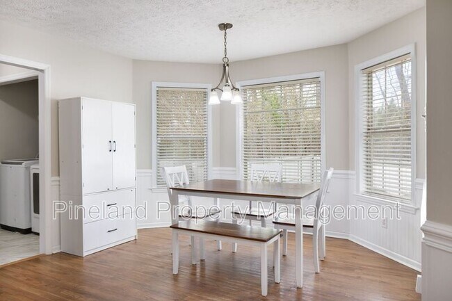 Building Photo - 310 Timberidge Dr