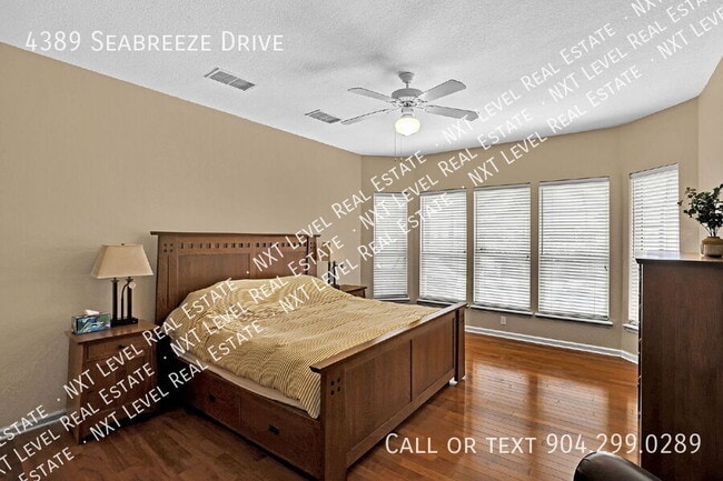 Building Photo - 4389 Seabreeze Dr