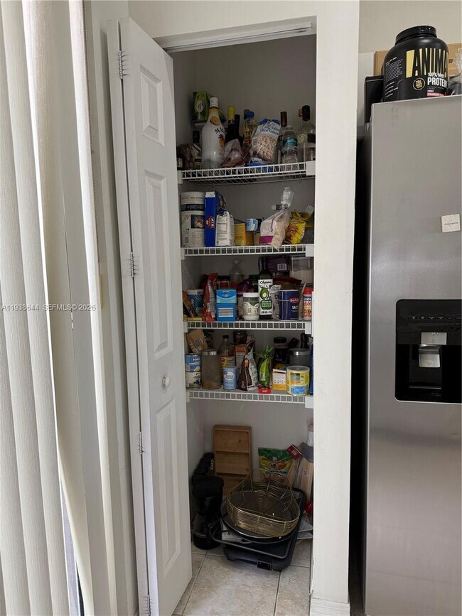 Building Photo - 7420 S Aragon Blvd