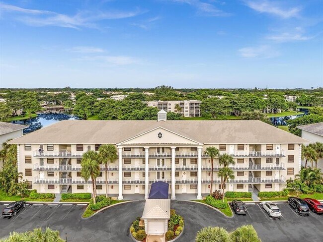 Building Photo - 1711 Whitehall Dr