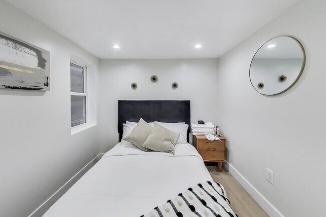 Building Photo - 1662 14th St