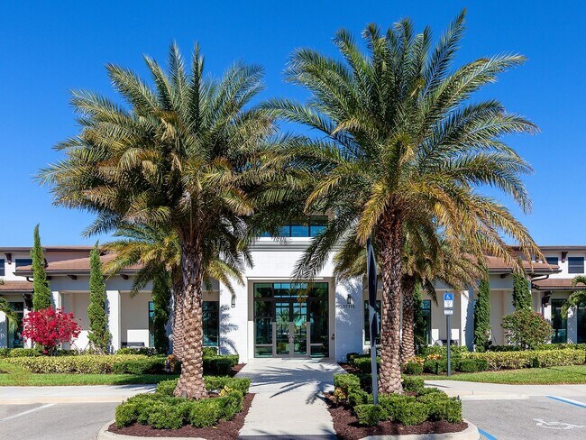 Building Photo - **25% OFF FIRST MONTHS RENT IF YOU OCCUPY ...