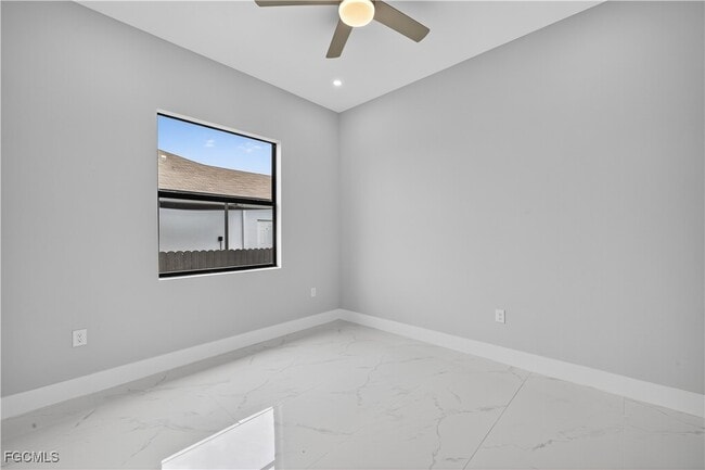 Building Photo - 801 Douglas Ave N