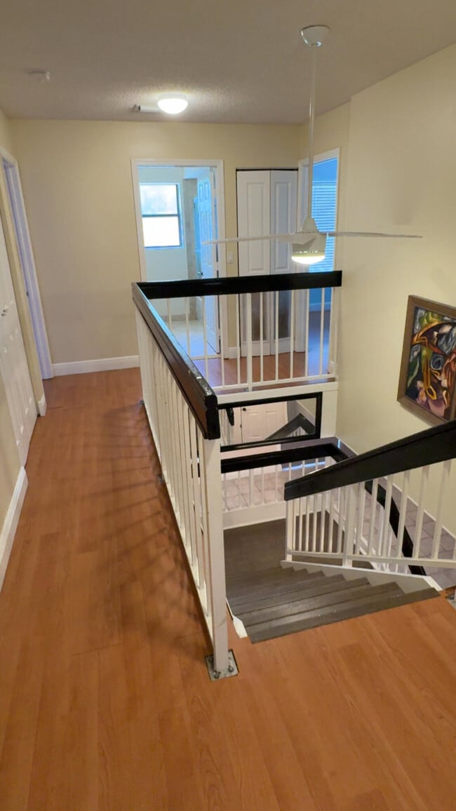 Building Photo - 5855 Northpointe Ln