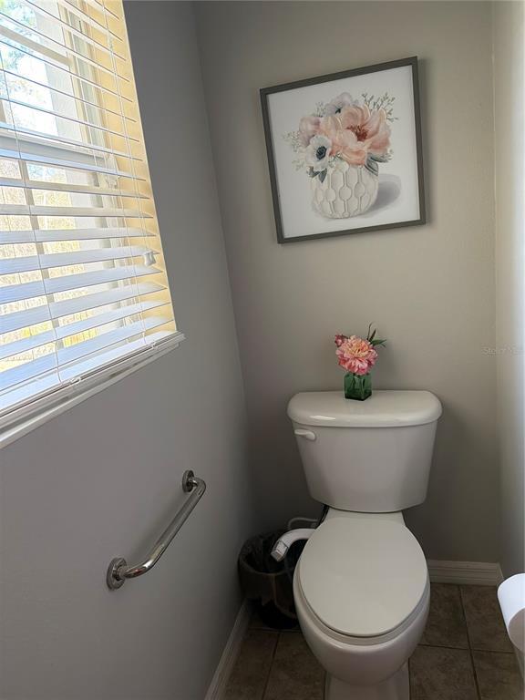 Building Photo - 1951 Sunset Palm Dr