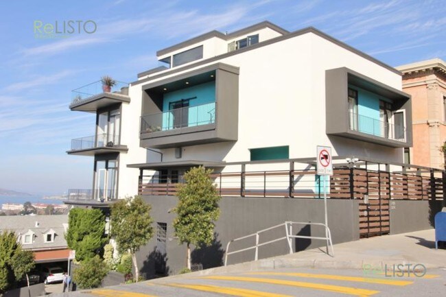 Building Photo - 2296 Vallejo St